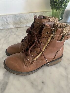 Kids Brown Faux-Leather Lace-Up Ankle Boots with Knit Collar